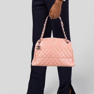 Large Chanel Mademoseile Pink